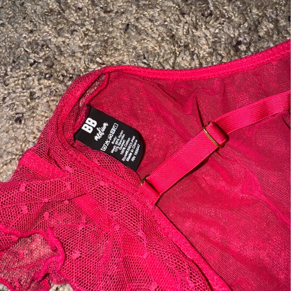 BootayBag Red Ruffle Lace Bralette - Picture 3 of 3